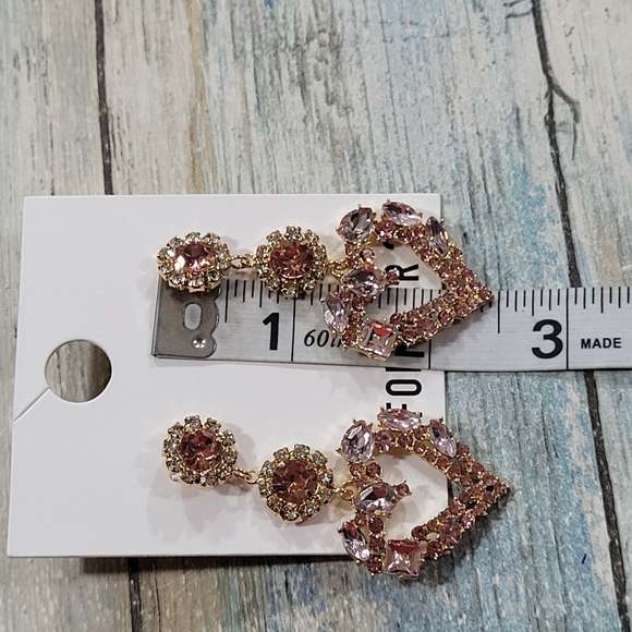 Forever 21 Pink and Gold Floral Drop Earrings - Picture 3 of 6